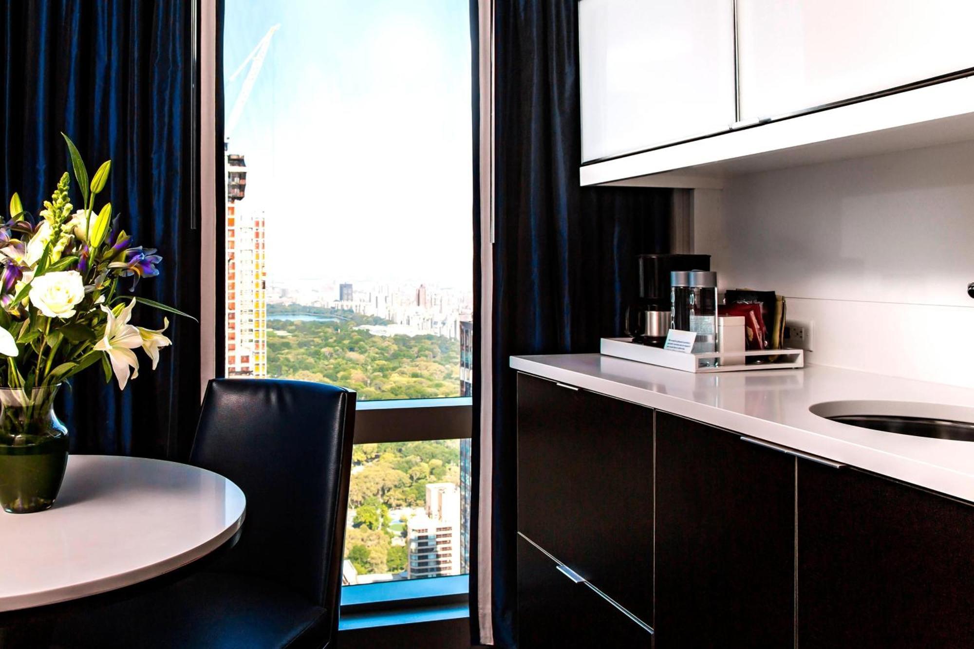 Residence Inn By Marriott New York Manhattan/Central Park Nova York Exterior foto